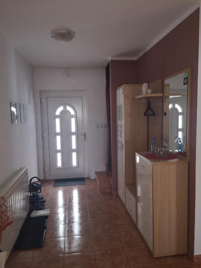 Apartment Igor - Holiday Home Ostarije Exterior foto